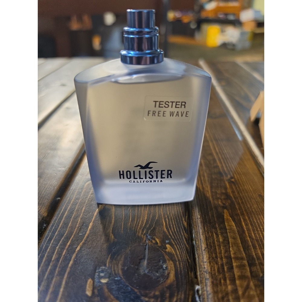 Hollister Men's Hollister Free Wave EDT Spray 3.4 oz (Tester) Fragrances